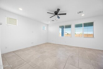 8926 W Oregon Ave in Glendale, AZ - Building Photo - Building Photo