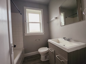 3723 W Grand Ave in Chicago, IL - Building Photo - Building Photo