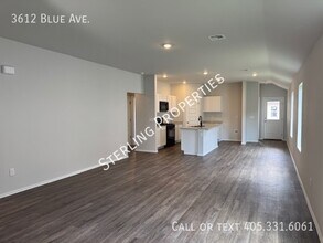 3612 Blue Ave in Mustang, OK - Building Photo - Building Photo