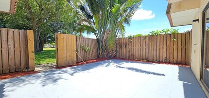 539 Green Springs Pl in West Palm Beach, FL - Building Photo - Building Photo