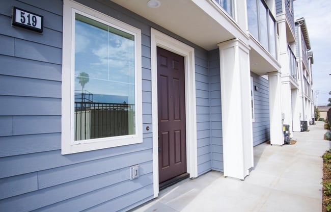 property at 519 Sandpiper Wy