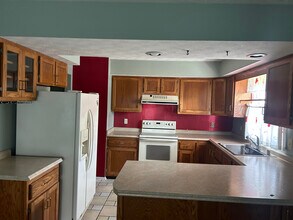 204 Aqueduct Dr, Unit 204A in Richmond, KY - Building Photo - Building Photo
