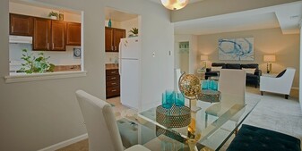 Park East Apartments in Baltimore, MD - Building Photo