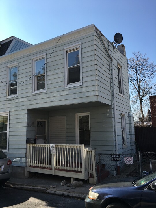 248 Mulberry St in Reading, PA - Building Photo