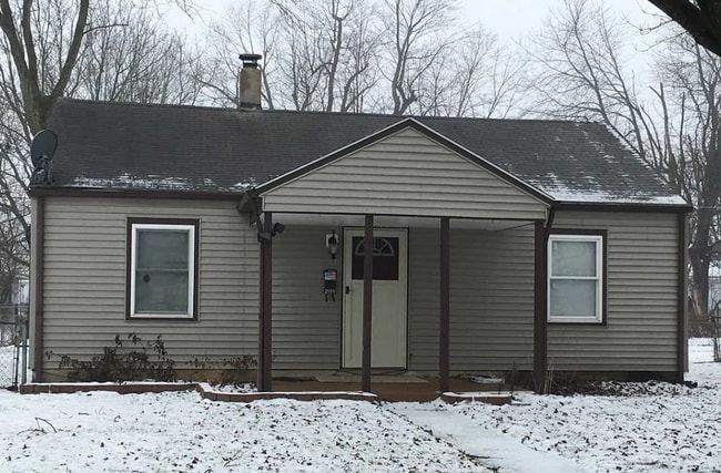 property at 2109 S Vine St