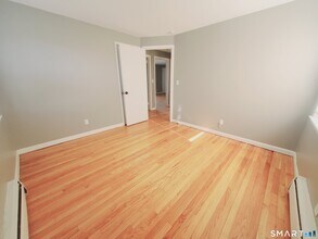 47 Park St in Stamford, CT - Building Photo - Building Photo