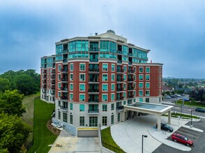 The Jackson in Hamilton, ON - Building Photo - Building Photo