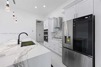 3111 W 17th St in Lehigh Acres, FL - Building Photo - Building Photo