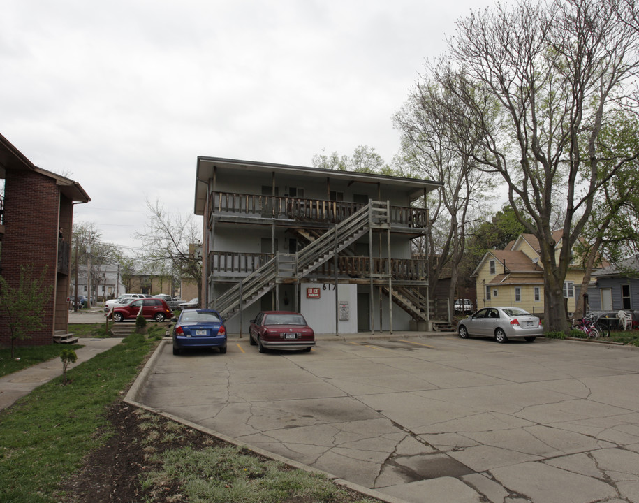 617 S 19th St in Lincoln, NE - Building Photo