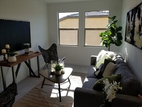 31192 Campolina Way, Unit 1 in Menifee, CA - Building Photo - Building Photo