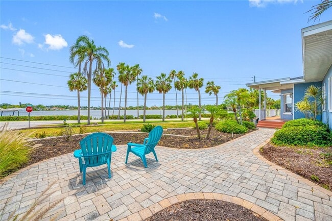 401 Whitcomb Blvd in Tarpon Springs, FL - Building Photo - Building Photo