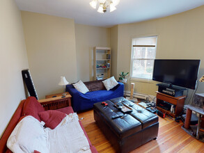 17 Chilcott Pl in Boston, MA - Building Photo - Building Photo