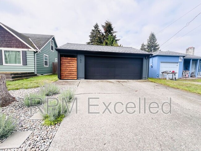 107 N St NE in Auburn, WA - Building Photo - Building Photo