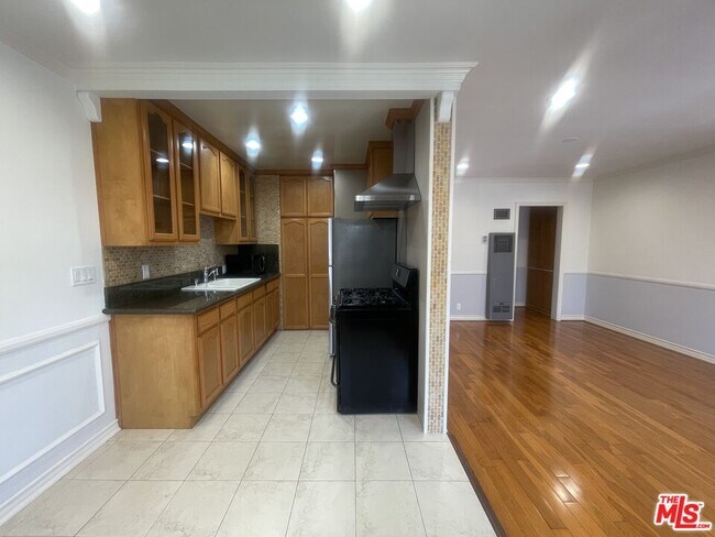 property at 1126 N Formosa Ave