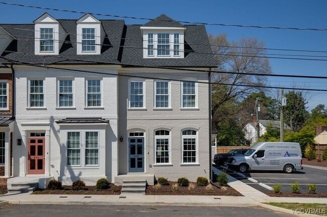 property at 918 Charles St