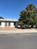2701 Texas St NE in Albuquerque, NM - Building Photo