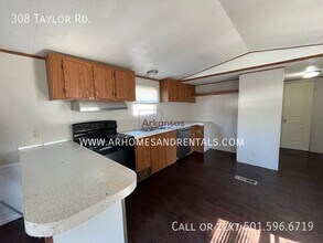 308 Taylor Rd in Sherwood, AR - Building Photo - Building Photo
