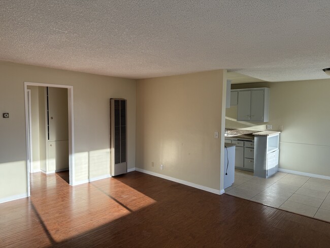 1360 Randy St, Unit 1-3 in Upland, CA - Building Photo - Building Photo