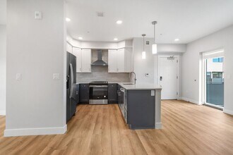 903 Main St in Longmont, CO - Foto de edificio - Building Photo