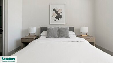 640 21st Ave N, Unit 120 in Nashville, TN - Foto de edificio - Building Photo