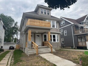 1206 N 46th St in Milwaukee, WI - Building Photo - Building Photo