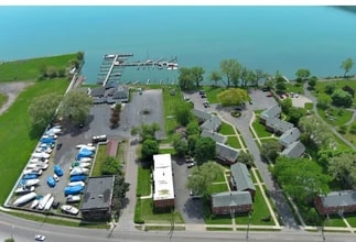 6723 Buffalo Ave in Niagara Falls, NY - Building Photo - Building Photo