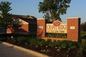 4506 Chapel Ridge Ln in Council Bluffs, IA - Building Photo - Building Photo
