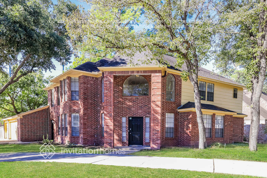 11903 Gardenglen Dr in Houston, TX - Building Photo