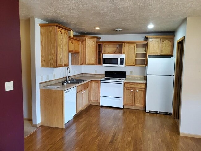315 Jerry Pl in Tea, SD - Building Photo - Building Photo