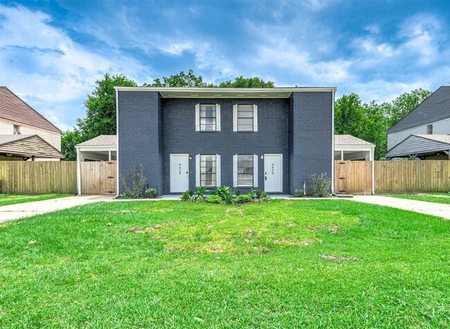 property at 4620 W Orange St