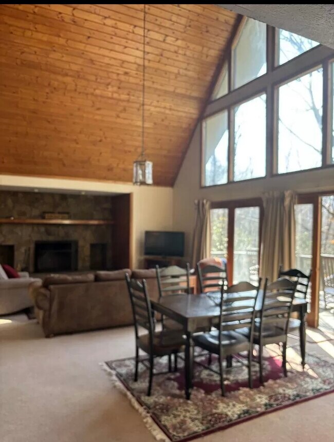 417 Chalet Village Dr in Dillard, GA - Building Photo - Building Photo