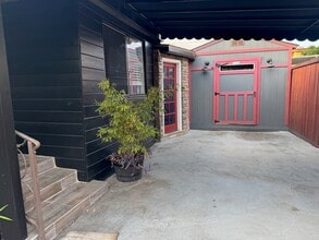 1200 Tamarind Ave in Los Angeles, CA - Foto de edificio - Building Photo