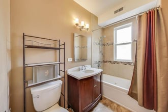 3816 W Ainslie St in Chicago, IL - Building Photo - Building Photo