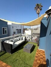 3747 Strandway in San Diego, CA - Building Photo - Building Photo