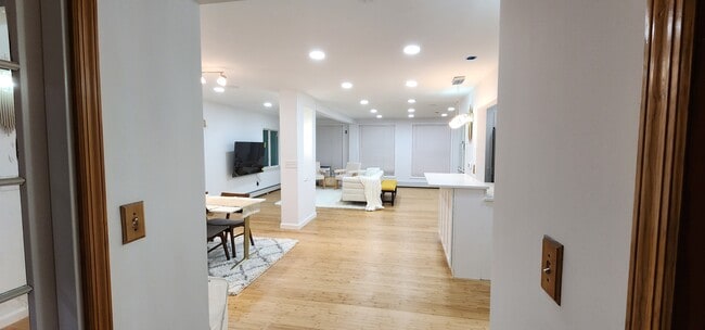 150 E Walnut St in Long Beach, NY - Building Photo - Building Photo