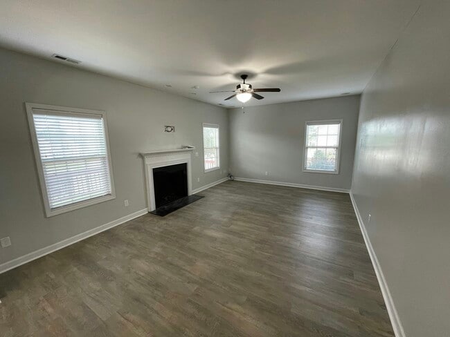 14 Marquis Dr in Cameron, NC - Building Photo - Building Photo