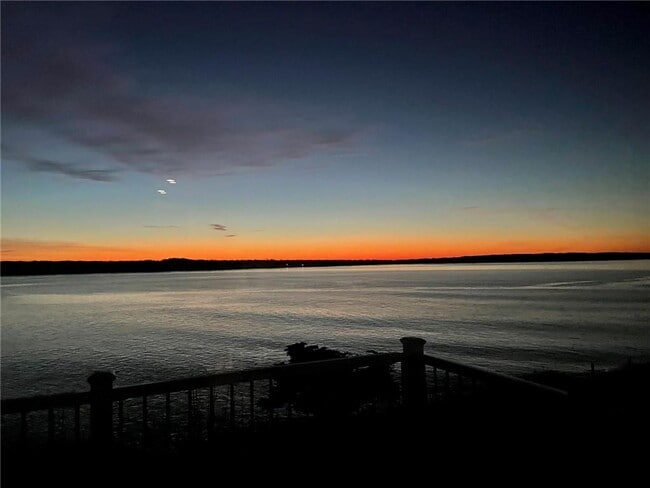 160 Colonel John Gardner Rd in Narragansett, RI - Building Photo - Building Photo