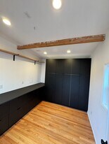 1214 SE 87th Ave in Portland, OR - Building Photo