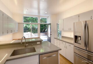 1394 Masonic Ave in San Francisco, CA - Building Photo - Building Photo