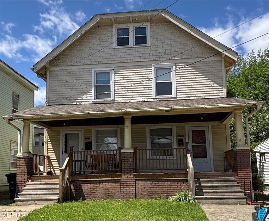 4214 W 24th St in Cleveland, OH - Foto de edificio