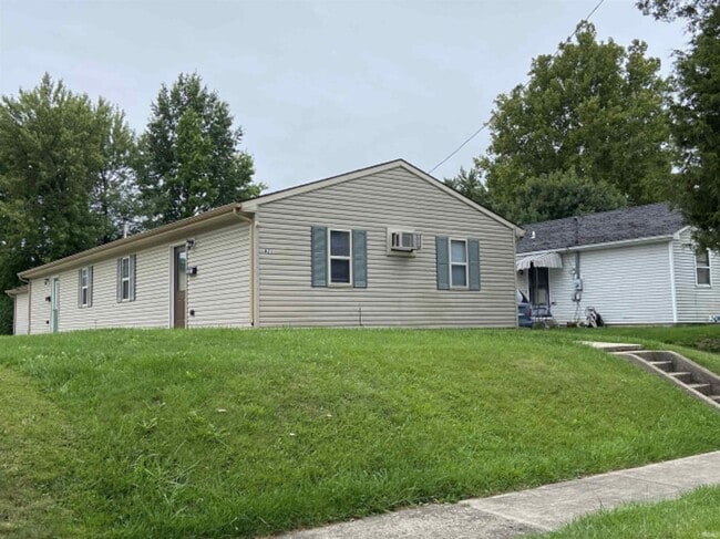 821 W State St in Kokomo, IN - Building Photo - Building Photo