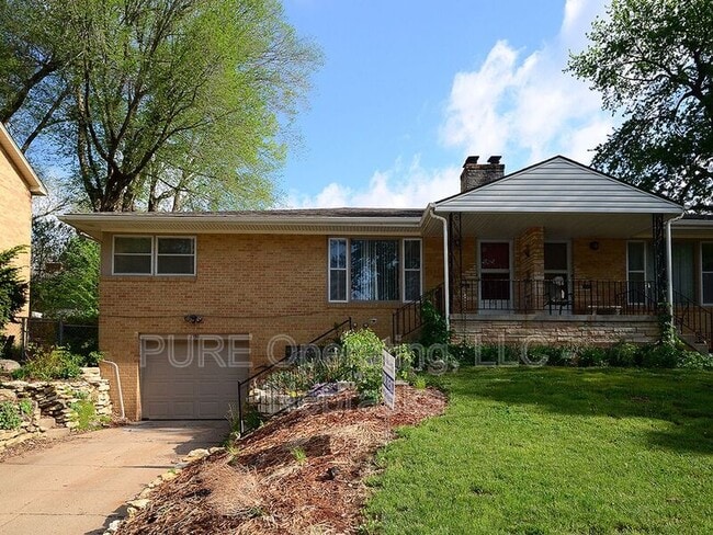 property at 5156 Pierce St