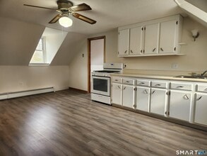 9 Morrison St in Vernon, CT - Building Photo - Building Photo