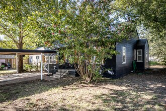 1709 NW Oak Ave in Lawton, OK - Foto de edificio - Building Photo