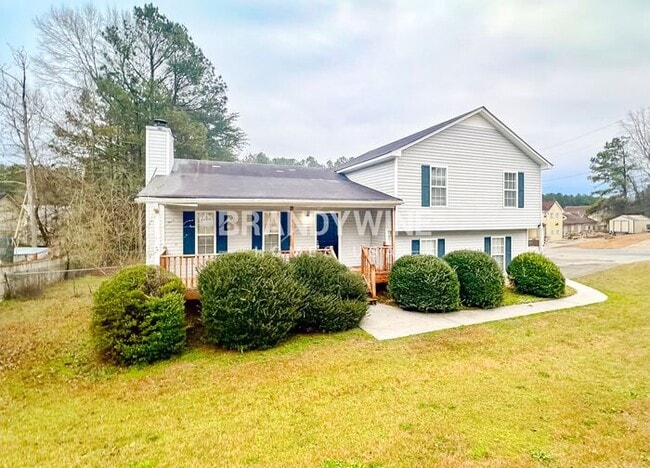 700 Newport Dr in Villa Rica, GA - Foto de edificio - Building Photo