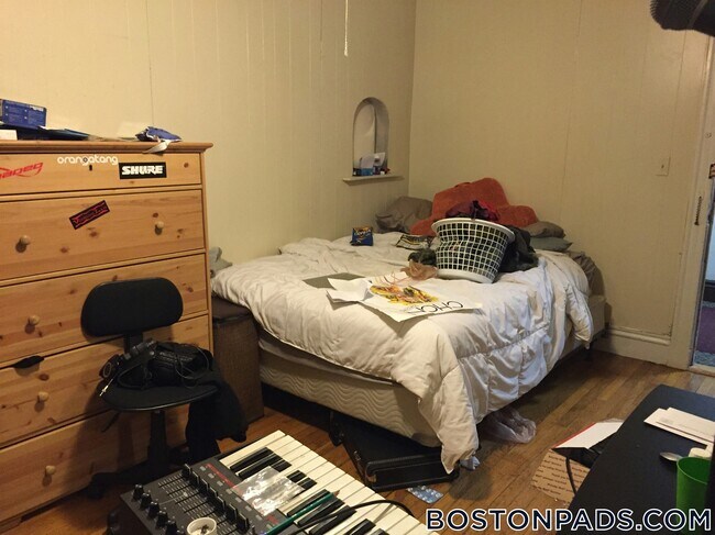 property at 56 Queensberry St