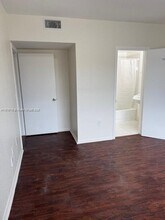 402 NW 84th Terrace in Miami, FL - Building Photo - Building Photo
