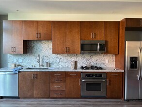 1050 Island Ave in San Diego, CA - Building Photo - Building Photo