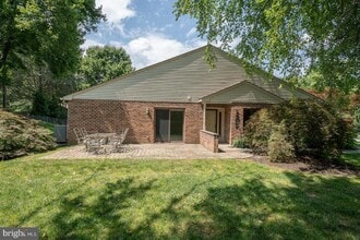 301 Hanover Ct in Chesterbrook, PA - Building Photo - Building Photo