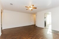 8117 Sweetwater Ln in Fort Worth, TX - Building Photo - Building Photo